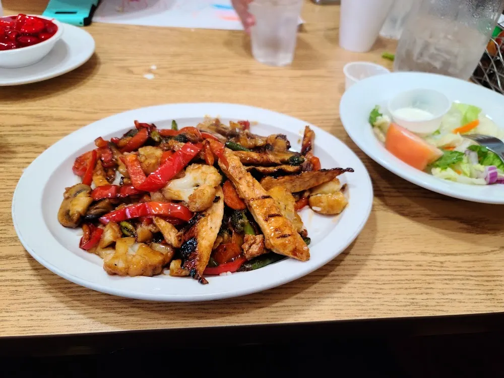 Chicken Stir Fry with White Rice
